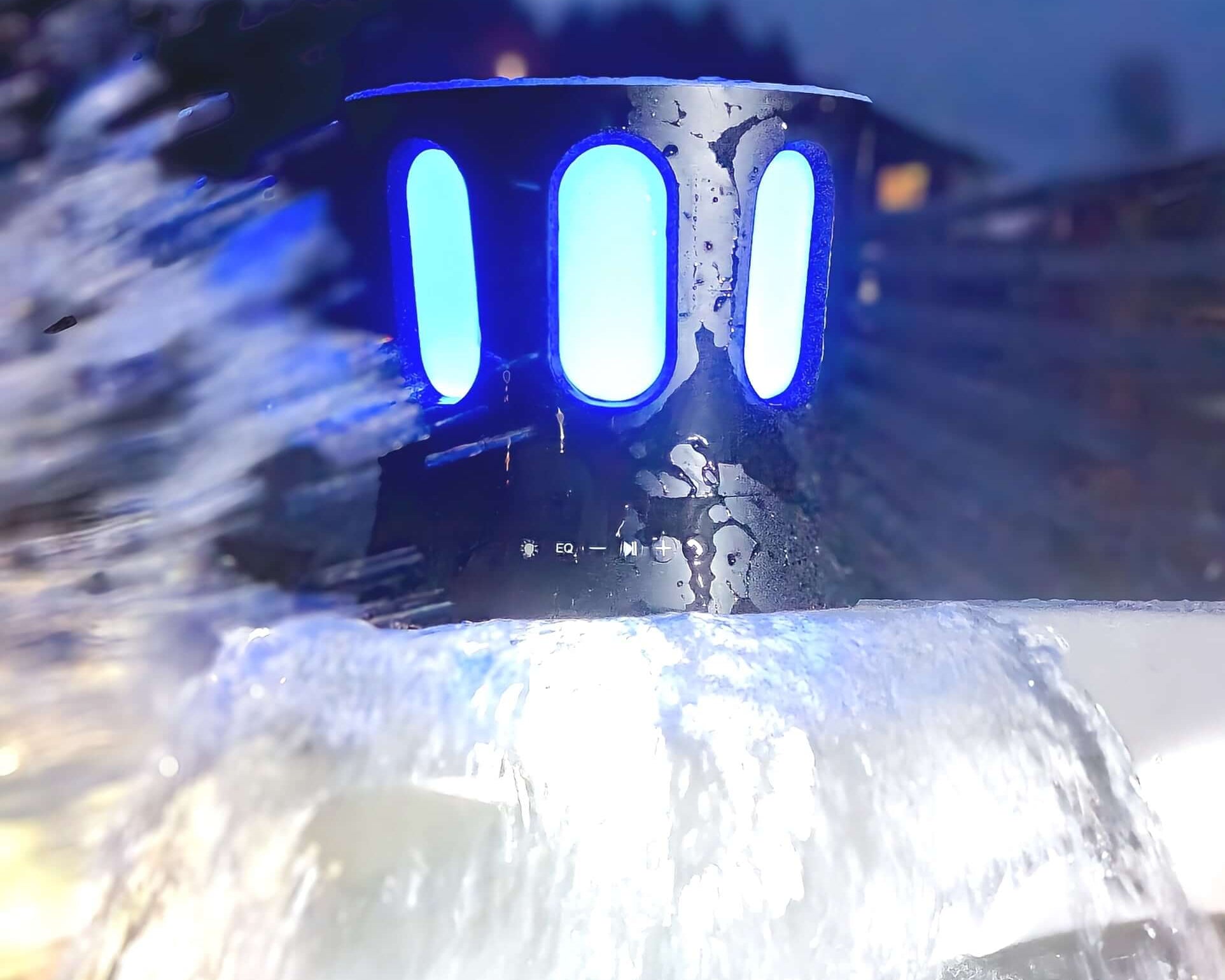 ZONE speaker is waterproof and suitable with jacuzzi